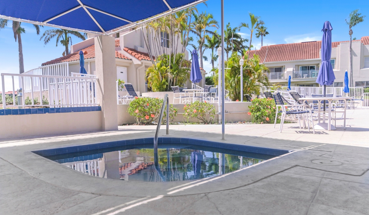 square outdoor hot tub or jacuzzi